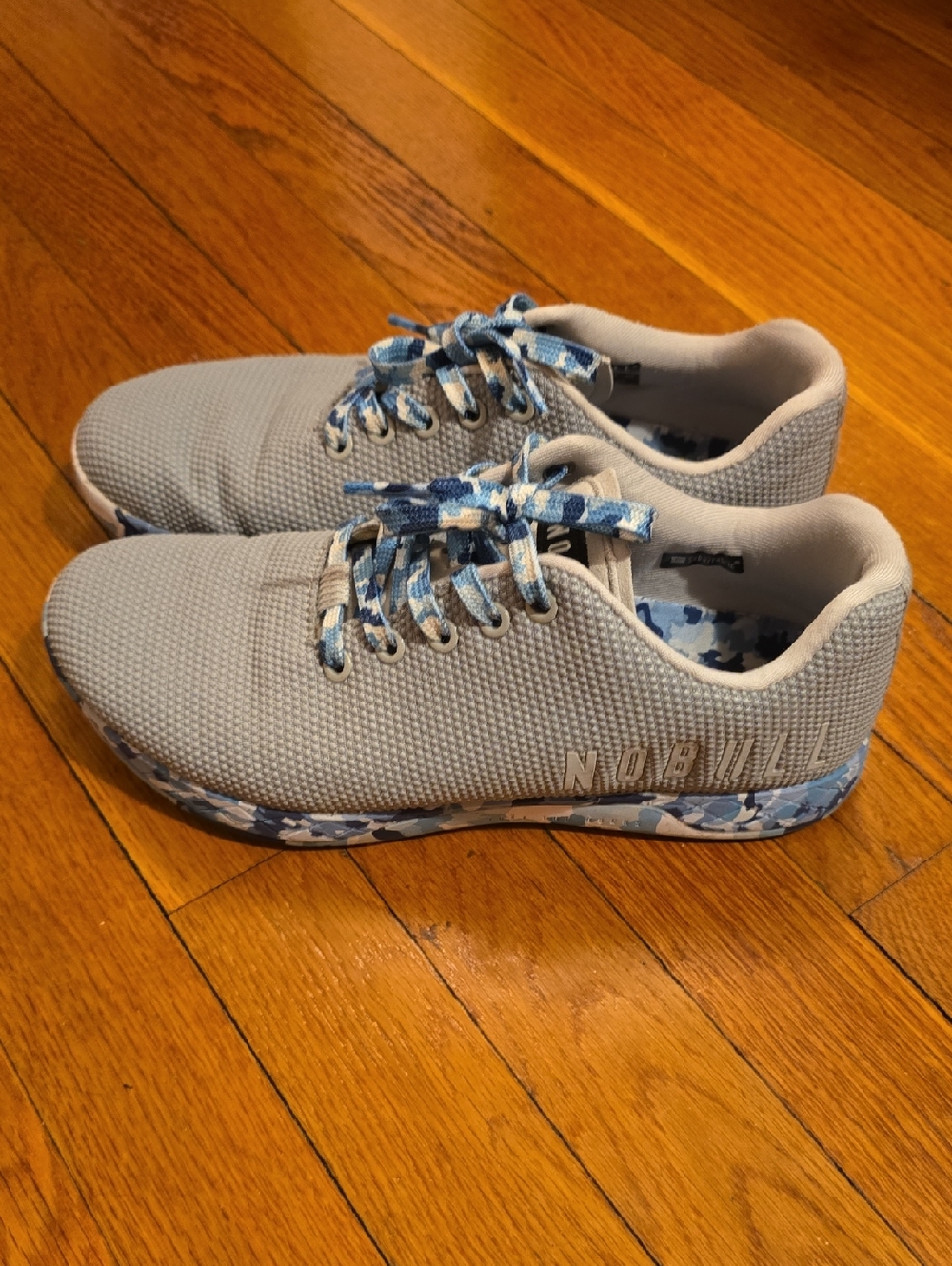 No Bull Hardly Worn Light Gray Mesh Sneakers with Blue Camouflage Accents